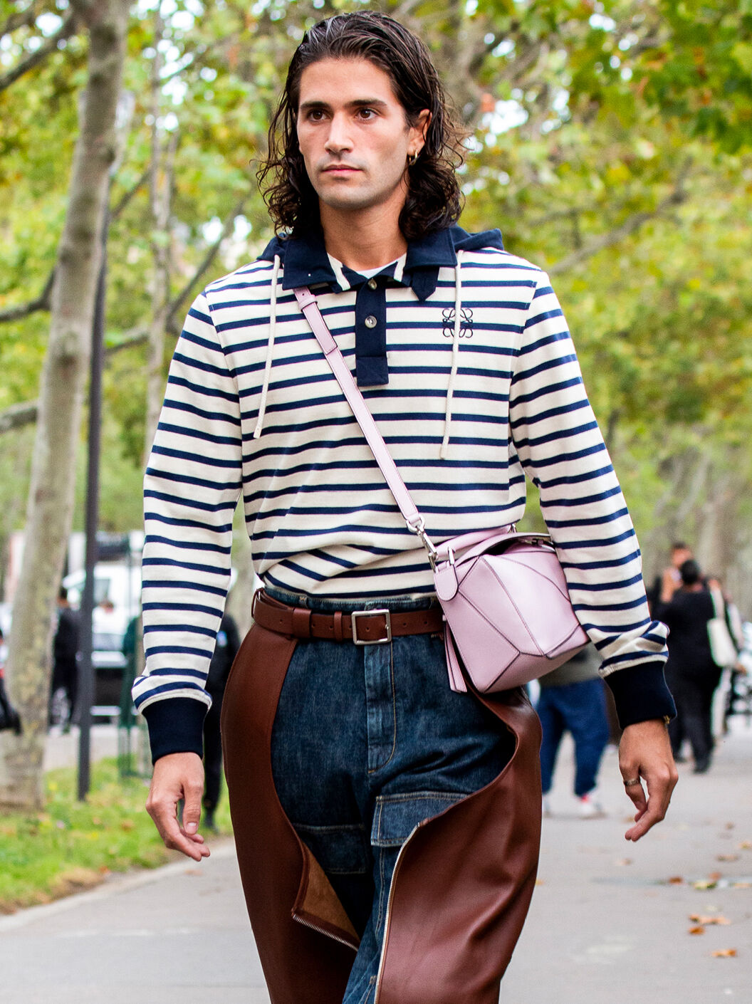 Loewe bag shop street style